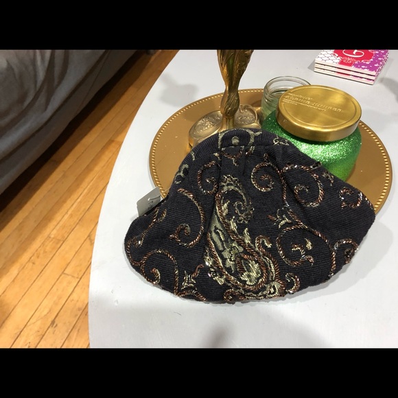 Marcy Avane’ - Picture 2 of 2